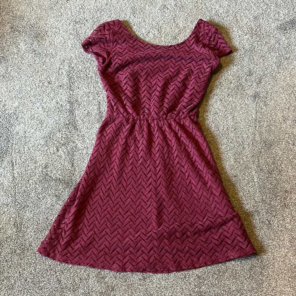 Maurice’s - XS - Patterned maroon dress